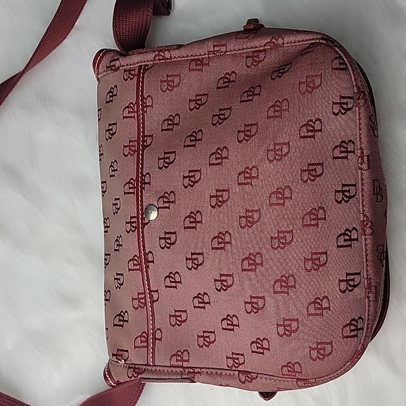 DOONEY & BOURKE VTG Cabriolet Red Monogram Print Canvas Flap Messager Saddle Bag - Picture 4 of 16
